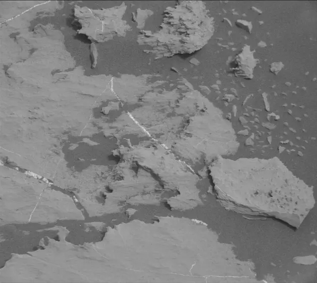 Sol 2153: Mast Camera (Mastcam)
