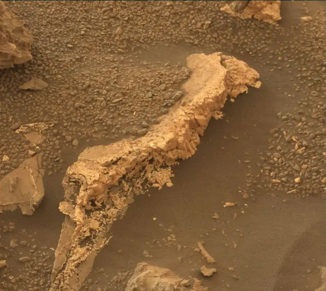 Sol 2155: Mast Camera (Mastcam)