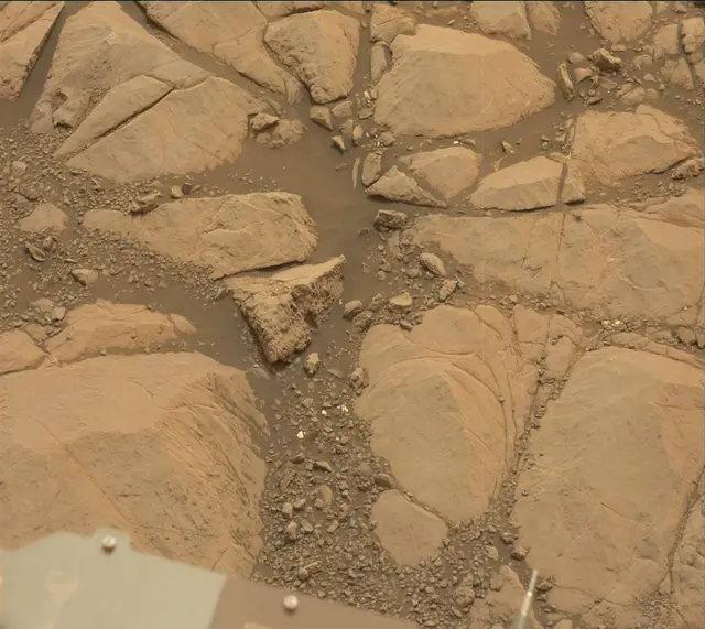 Sol 2157: Mast Camera (Mastcam)