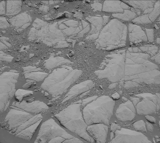 Sol 2157: Mast Camera (Mastcam)