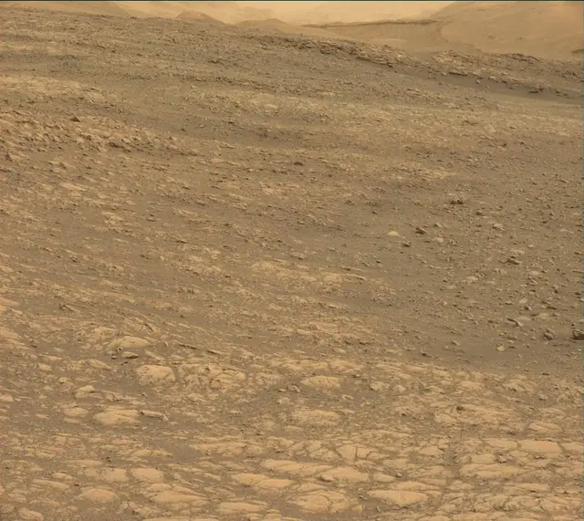 Sol 2157: Mast Camera (Mastcam)