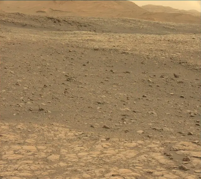 Sol 2157: Mast Camera (Mastcam)