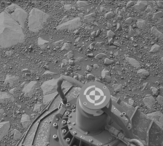 Sol 2157: Mast Camera (Mastcam)