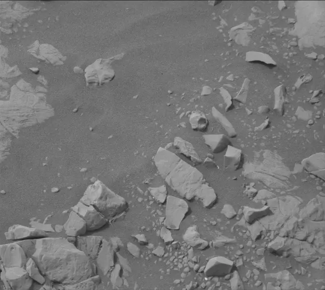 Sol 2157: Mast Camera (Mastcam)