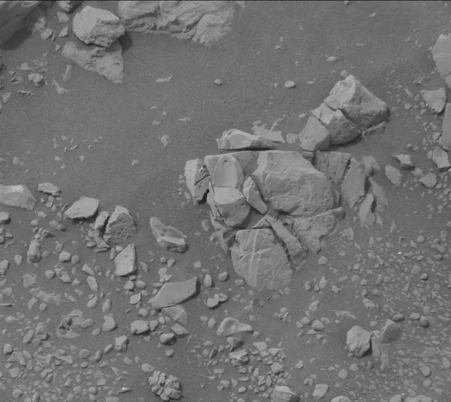 Sol 2157: Mast Camera (Mastcam)