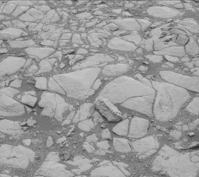 Sol 2160: Mast Camera (Mastcam)