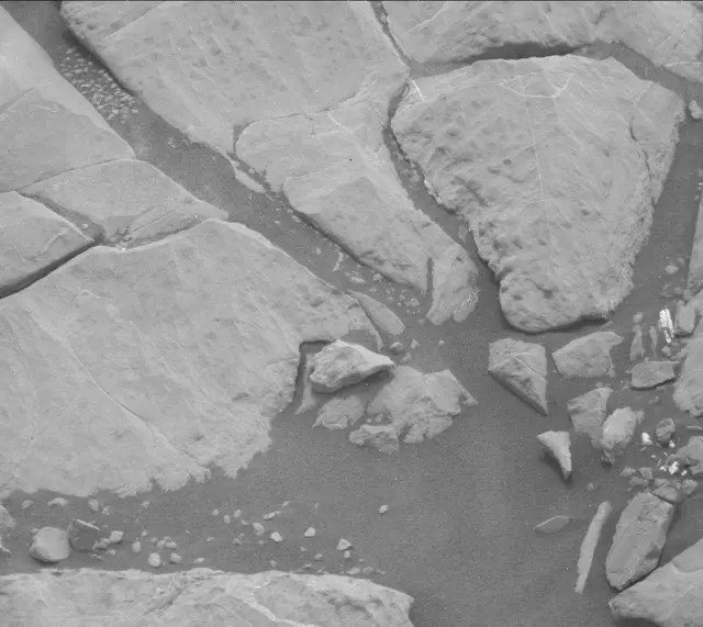 Sol 2160: Mast Camera (Mastcam)