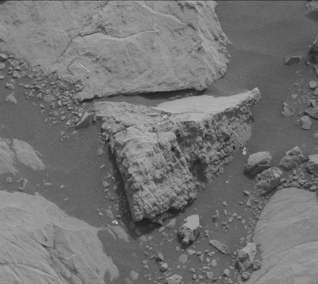 Sol 2160: Mast Camera (Mastcam)