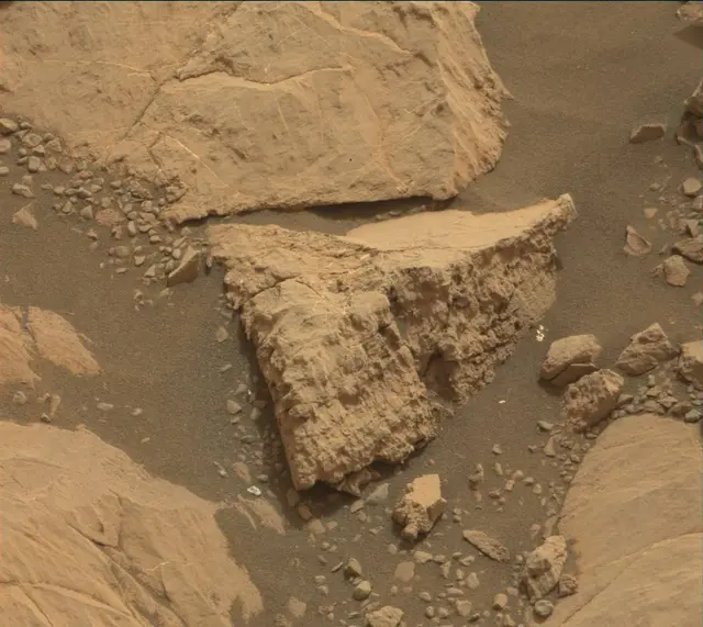 Sol 2160: Mast Camera (Mastcam)