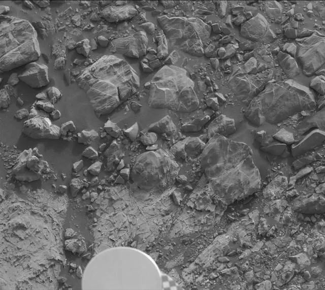 Sol 2163: Mast Camera (Mastcam)