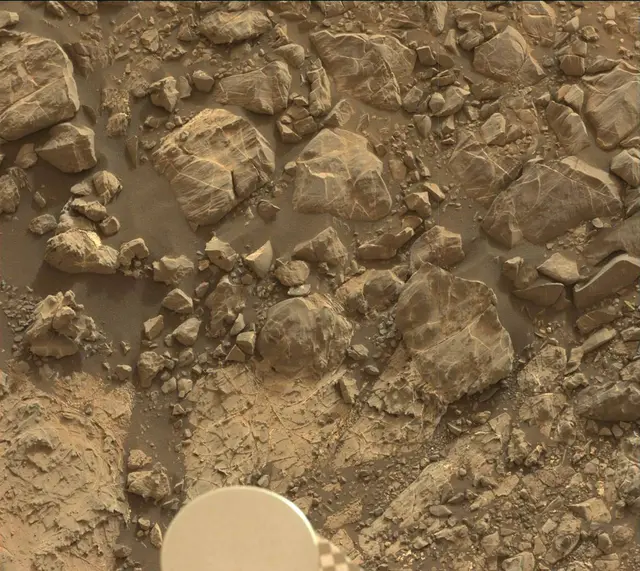 Sol 2163: Mast Camera (Mastcam)