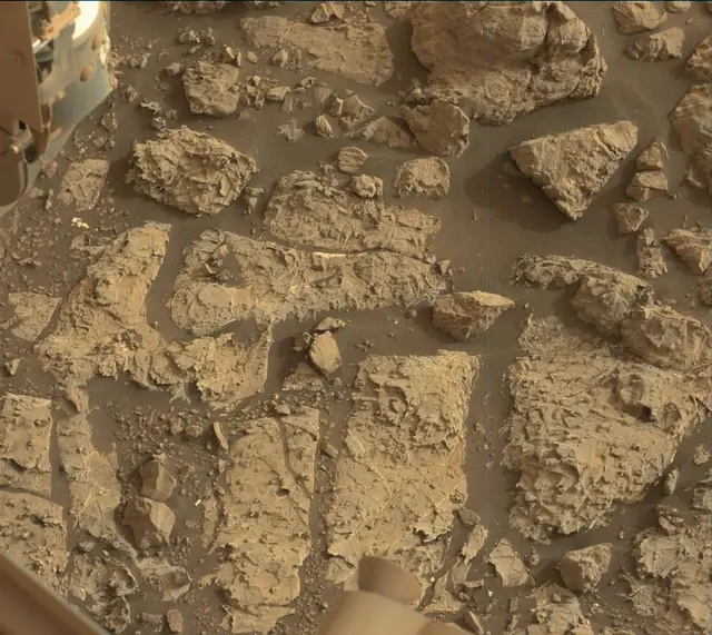 Sol 2163: Mast Camera (Mastcam)
