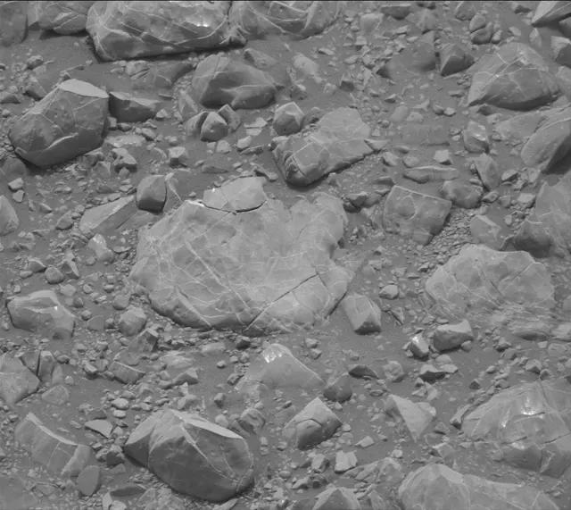 Sol 2163: Mast Camera (Mastcam)