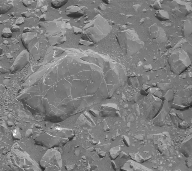 Sol 2163: Mast Camera (Mastcam)