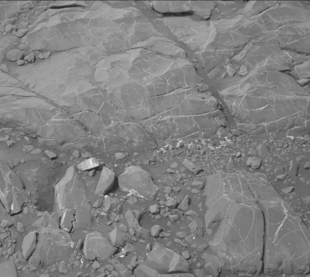 Sol 2163: Mast Camera (Mastcam)