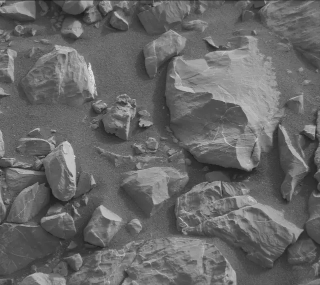 Sol 2163: Mast Camera (Mastcam)