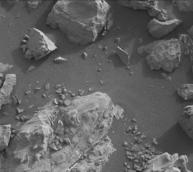 Sol 2163: Mast Camera (Mastcam)