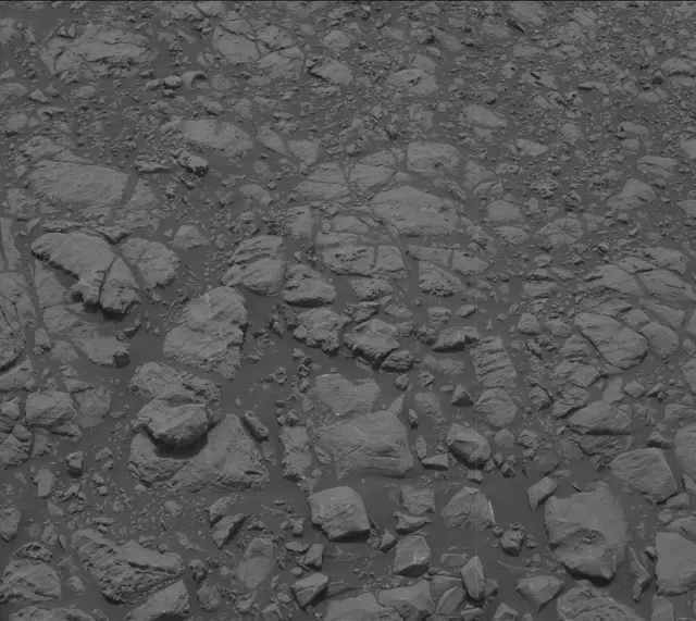 Sol 2165: Mast Camera (Mastcam)
