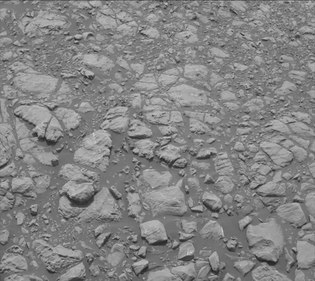 Sol 2165: Mast Camera (Mastcam)