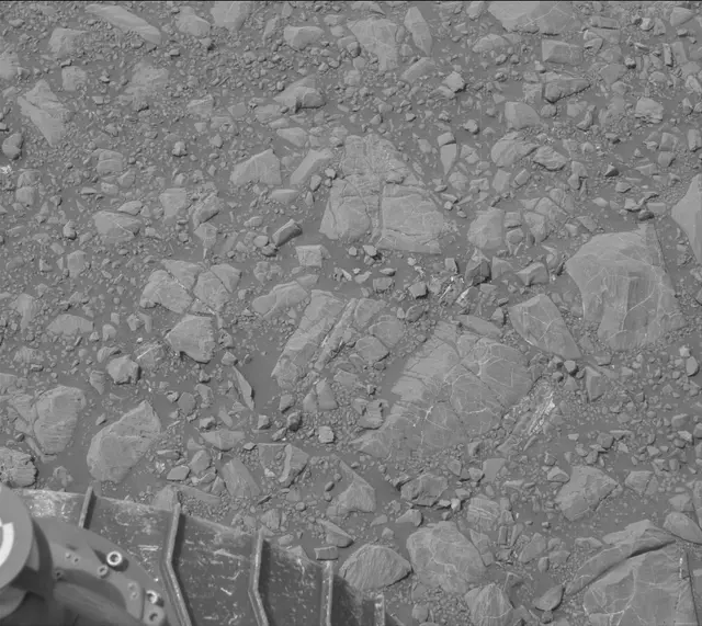 Sol 2165: Mast Camera (Mastcam)