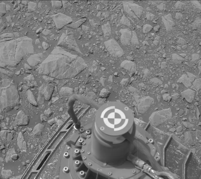 Sol 2165: Mast Camera (Mastcam)