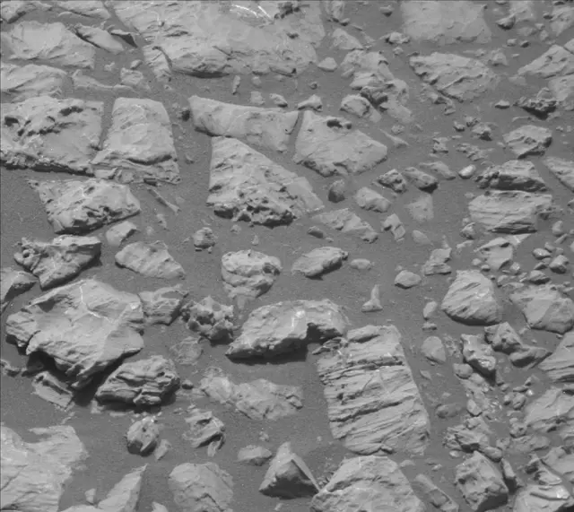Sol 2165: Mast Camera (Mastcam)
