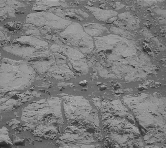 Sol 2165: Mast Camera (Mastcam)