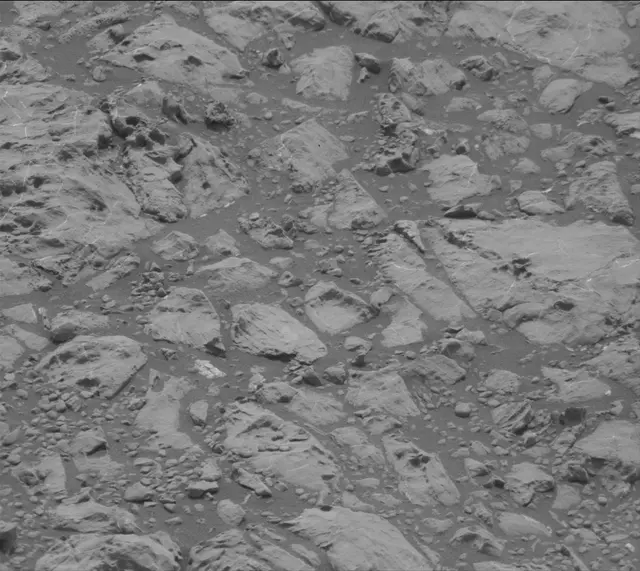 Sol 2165: Mast Camera (Mastcam)