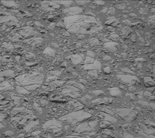 Sol 2165: Mast Camera (Mastcam)