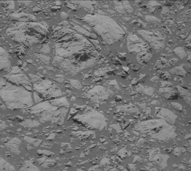 Sol 2165: Mast Camera (Mastcam)