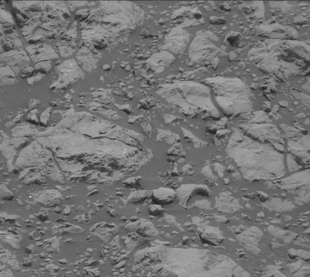 Sol 2165: Mast Camera (Mastcam)