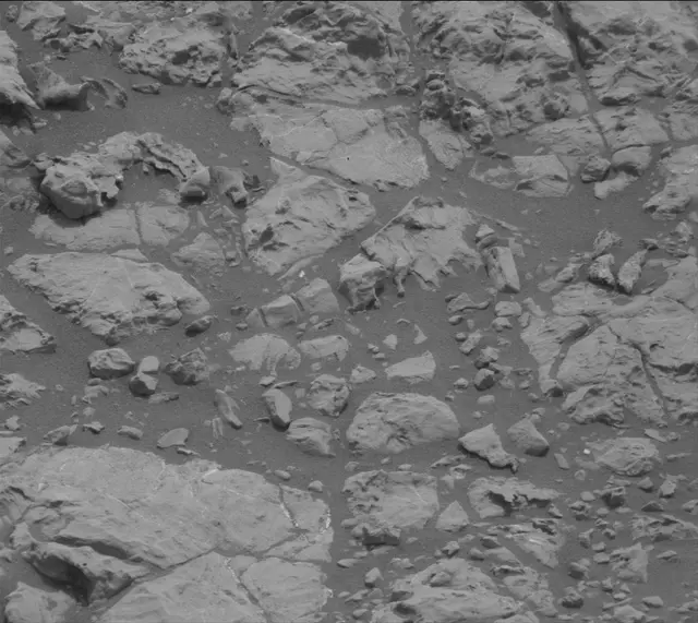 Sol 2165: Mast Camera (Mastcam)
