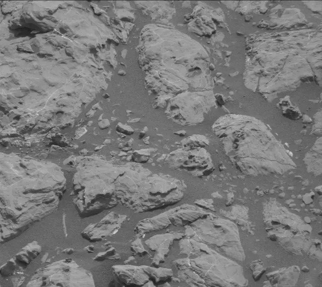 Sol 2165: Mast Camera (Mastcam)