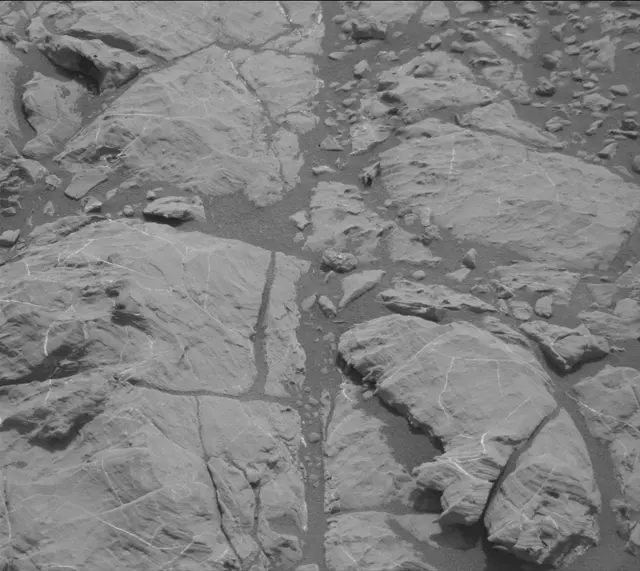 Sol 2165: Mast Camera (Mastcam)