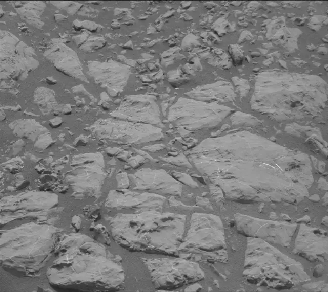Sol 2165: Mast Camera (Mastcam)