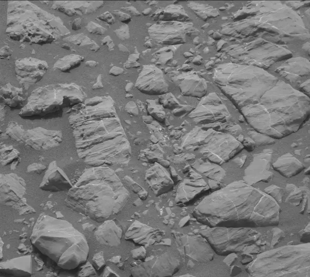 Sol 2165: Mast Camera (Mastcam)