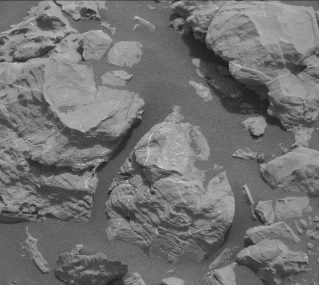 Sol 2165: Mast Camera (Mastcam)