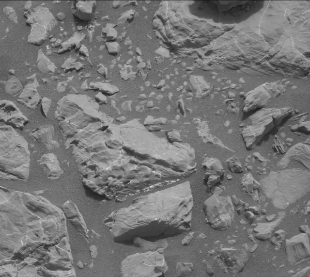 Sol 2165: Mast Camera (Mastcam)