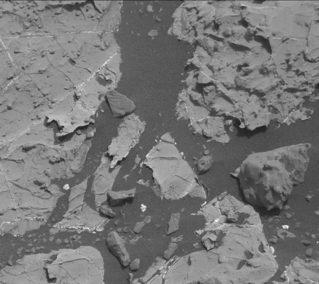 Sol 2165: Mast Camera (Mastcam)