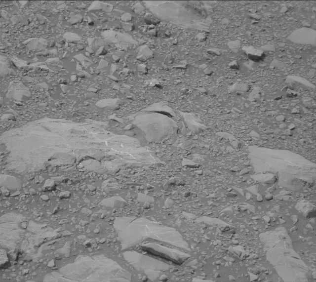 Sol 2165: Mast Camera (Mastcam)