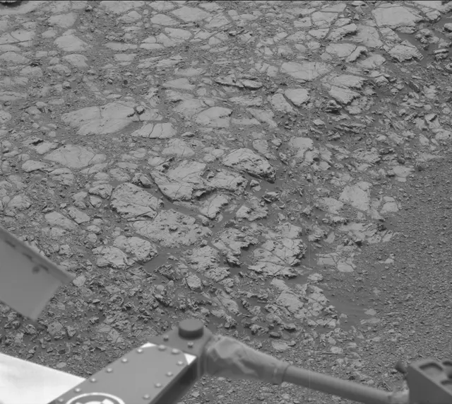 Sol 2166: Mast Camera (Mastcam)
