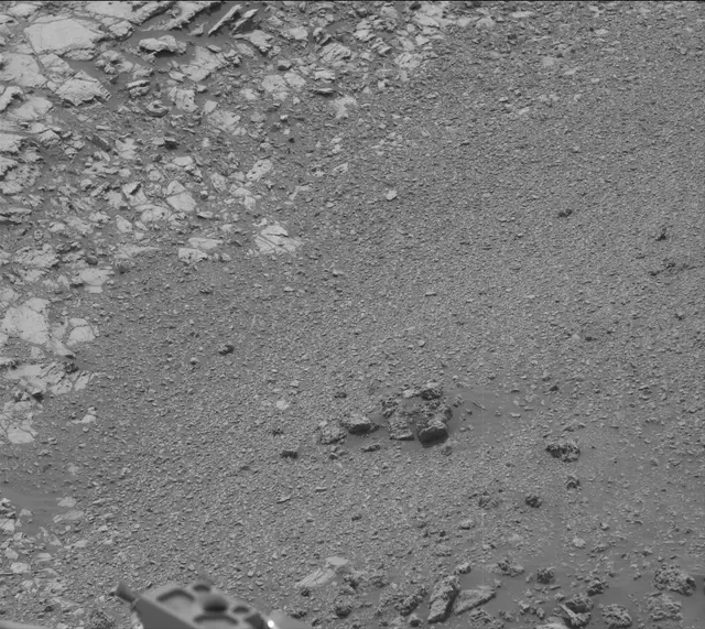 Sol 2166: Mast Camera (Mastcam)