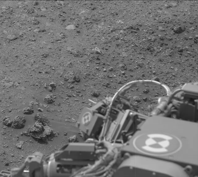 Sol 2166: Mast Camera (Mastcam)