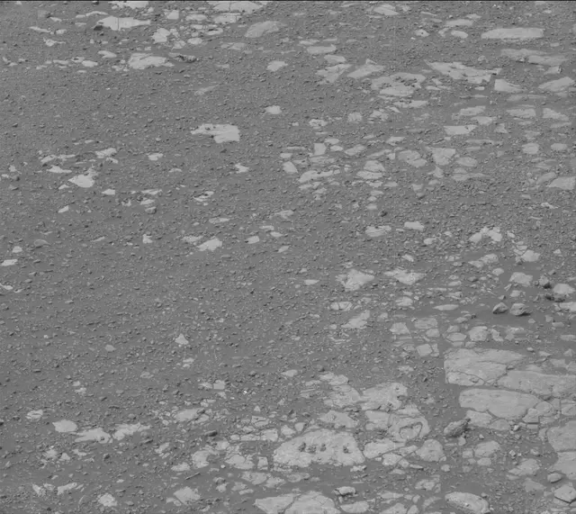 Sol 2166: Mast Camera (Mastcam)