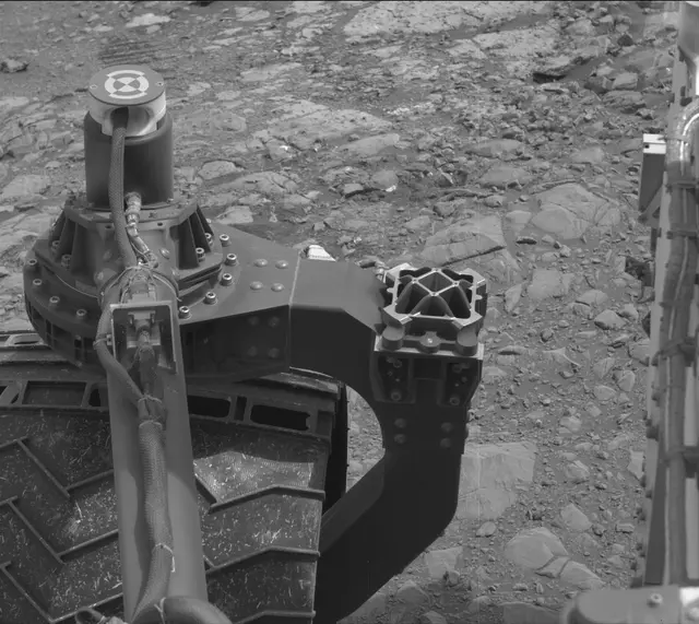 Sol 2166: Mast Camera (Mastcam)