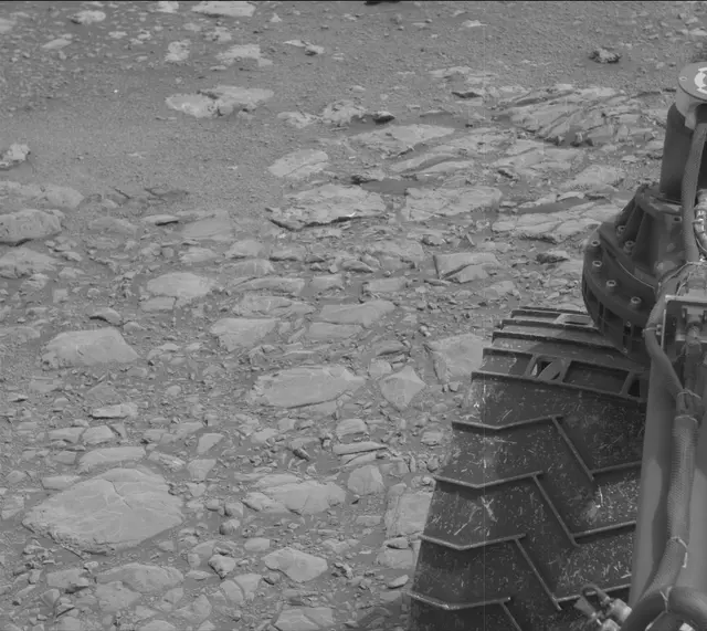 Sol 2166: Mast Camera (Mastcam)