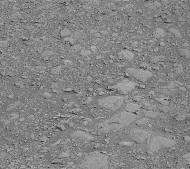Sol 2166: Mast Camera (Mastcam)