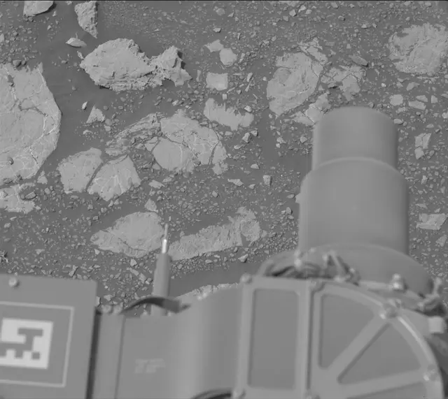 Sol 2166: Mast Camera (Mastcam)