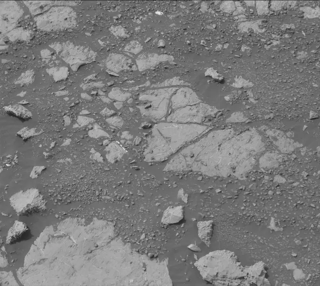 Sol 2166: Mast Camera (Mastcam)