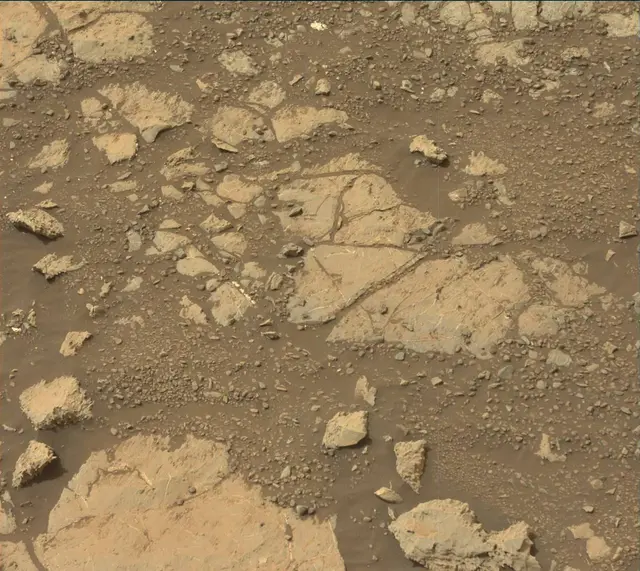 Sol 2166: Mast Camera (Mastcam)